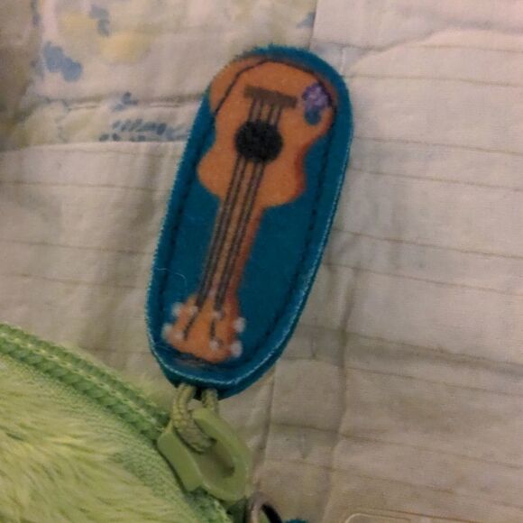 ‎Disney Aulani bag - Picture 7 of 11